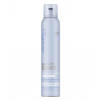 Тонуючий мус з синім пігментом для освітленого волосся - Lee Stafford Bleach Blonde Ice White Toningh Mousse 200 мл