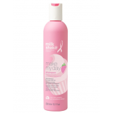 Шампунь пом'якшувальний для волосся - Milk Shake Make My Day Strawberry Fragrance Shampoo 300 мл